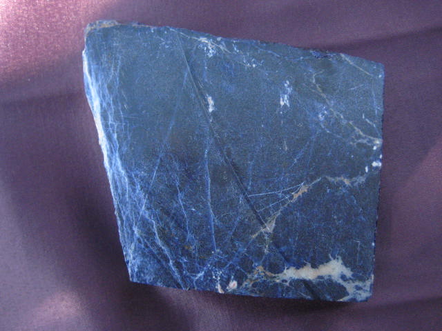 Sodalite clears up mental confusion 2182